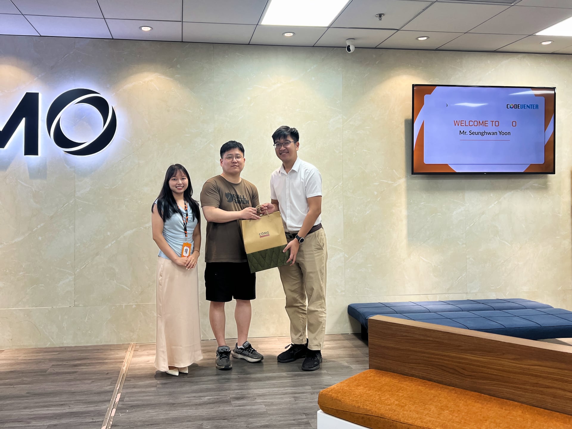 하노이 대형 오프쇼어팀 방문